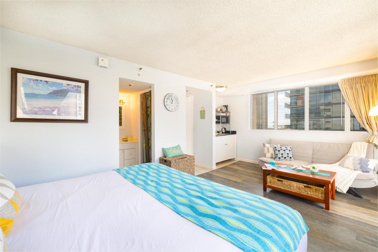 Beautiful Studio In The Heart Of Vibrant Waikiki Apartamento Honolulu Exterior foto